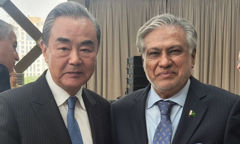Pakistan, Deputy Prime Minister, Foreign Minister, Senator Ishaq Dar, Chinese Foreign Minister, Wang Yi, CPEC, SCO, China Pakistan Economic Corridor