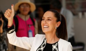 Pakistans President Congratulates Claudia Sheinbaum on Becoming First Mexicos Woman President