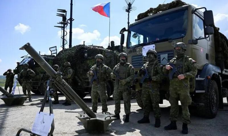 Czech, Troops, Training, Military, Soldiers, Hospital, Army, Prague, University Hospital, Olomouc, Ukraine, Russia