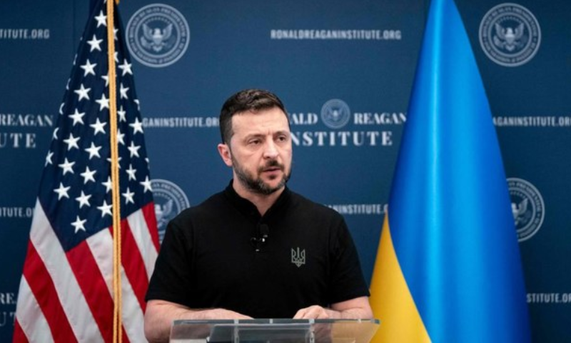 Ukraines Zelensky Says Not Sure About Trumps Return to US Presidency