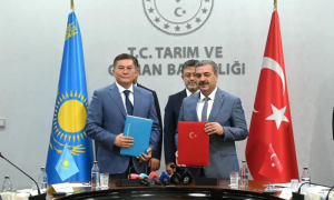 Kazakhstan, Turkiye, investment agreements, Kazakh Minister of Agriculture, Aidarbek Saparov, İbrahim Yumaklı,