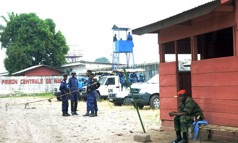 Kinshasa, DR Congo, Prison, Break, 129 Dead