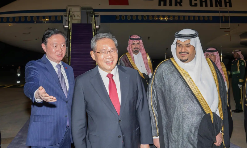 Chinese PM Visits KSA 1