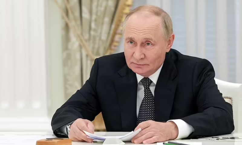 Ukraine, US, Kremlin, Russia, United States, London, Moscow, Kyiv, Joe Biden, Volodymyr Zelensky, White House, Missiles,