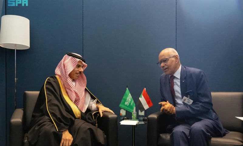 Saudi FM, Sudanese Counterpart,