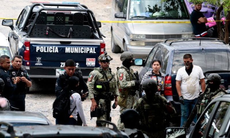 Mexican Soldiers, Mexico, Migrants, Guatemalan border, Migration Policies, United States