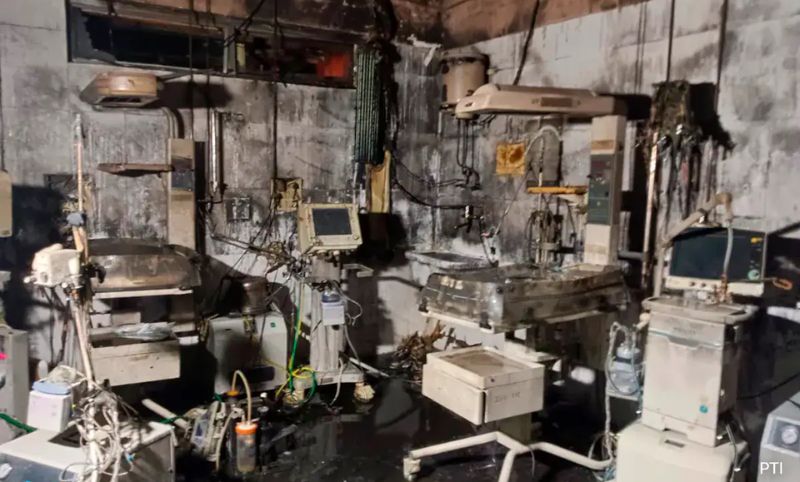 India, Hospital Fire,