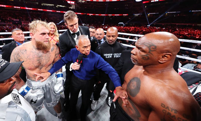 Jake Paul and Mike Tyson fight during LIVE On Netflix: Jake Paul vs. Mike Tyson at AT&T Stadium on November 15, 2024 in Arlington, Texas. (Getty Images via AFP)
