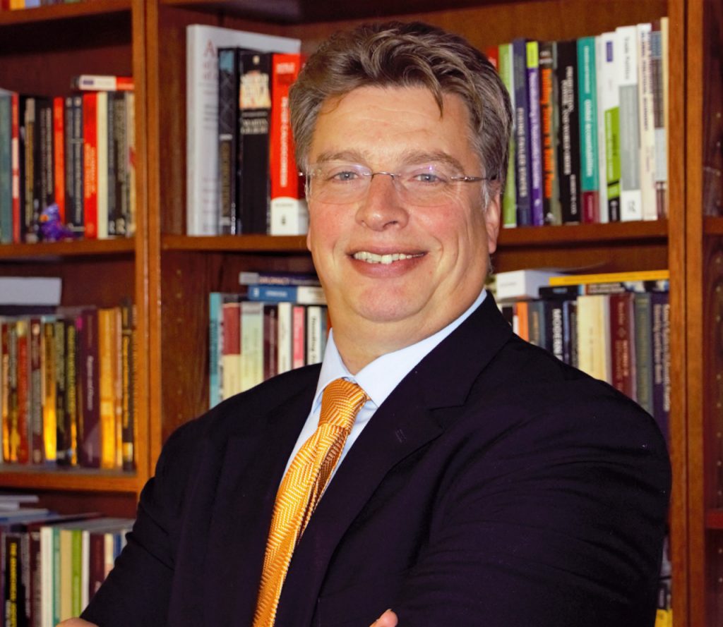 Yannis Stivachtis
