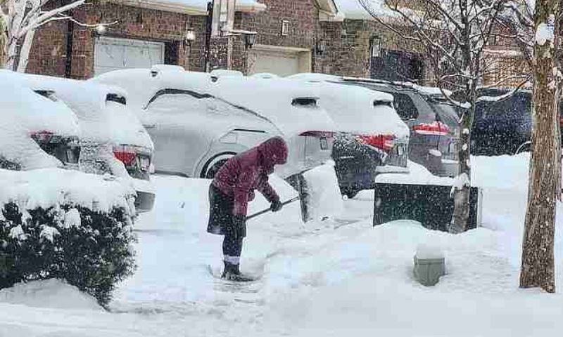 Heavy Snowstorm in Parts of US