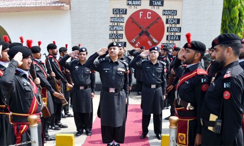 Pakistan 4 2