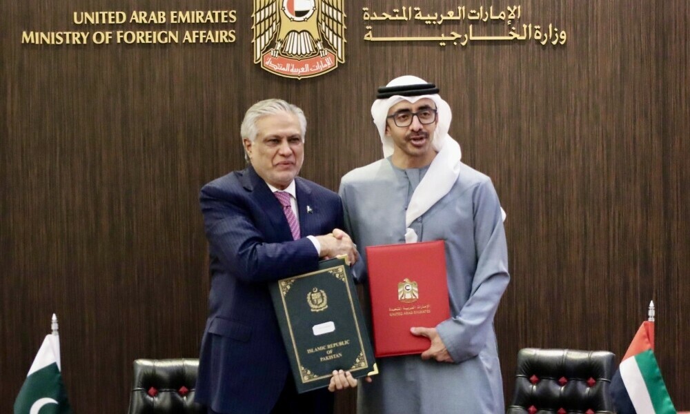 Pakistan, UAE Implement Visa-Free Entry for Diplomatic, Official Passport Holders