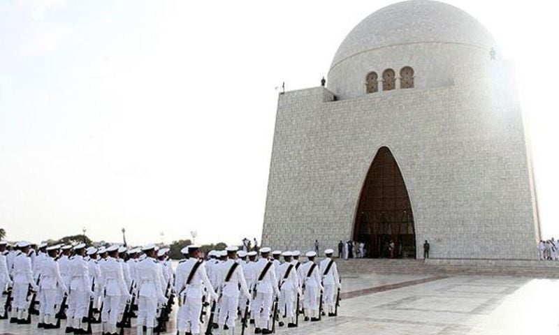 Pakistan 4 4
