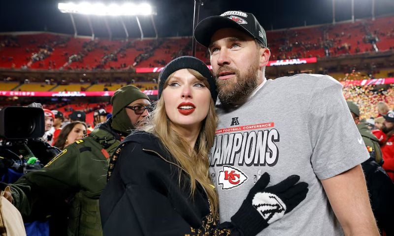 Taylor Swift, Travis Kelce, Engagement, Instagram, Singer,