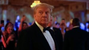 Musk Reinstates Trump Twitter Account After Unprecedent Poll