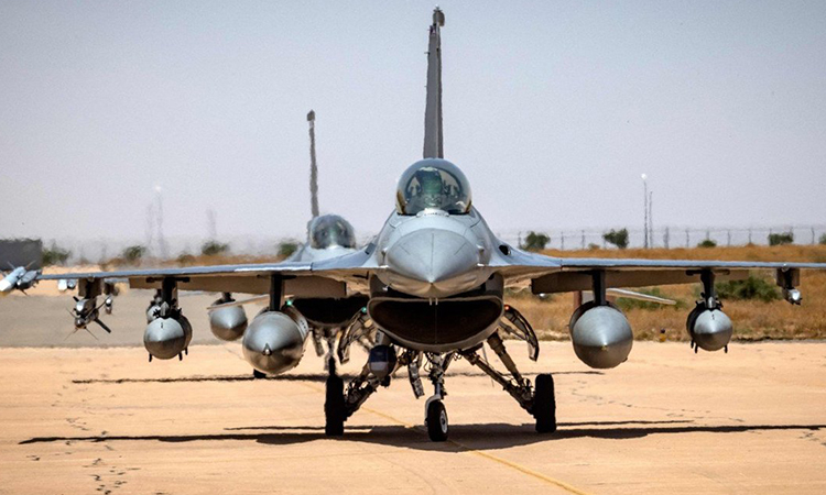 F-16