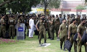 LHC, PTI, Policemen, Zaman Park