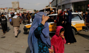 UN Warns of Aid Declines Over Afghan Taliban Clampdown on Women's Rights