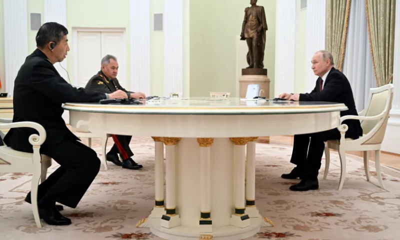 China Minister Visits Moscow