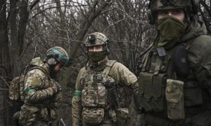 Defenders, Losing, Support