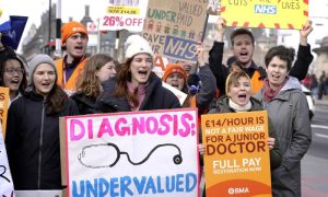 UK, Doctors, Health, Medical, Britain, Government, Salaries, Earnings, England