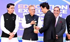 President Alvi, Award, Arif Alvi, Shahzad Roy, Award, Education, Reform