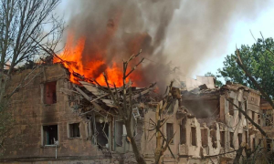 Three Dead, Over 40 Injured as Russian Rocket Strikes Ukrainian Restaurant in Kramatorsk