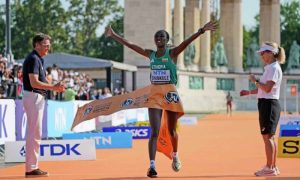 Delivers, Ethiopian, Marathon, Gold, Heat, Grenada, runners, athletes, World Athletics Championships.