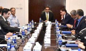 Pakistan, Energy Minister, Oil Marketing Companies, Smuggling, PSO, OGRA, Total Parco,