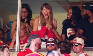 Fans, Taylor Swift, Broadcaster, NBC, Kansas City, New York, Game, Social Media, Travis Kelce, NFL, MetLife Stadium, Relationship,