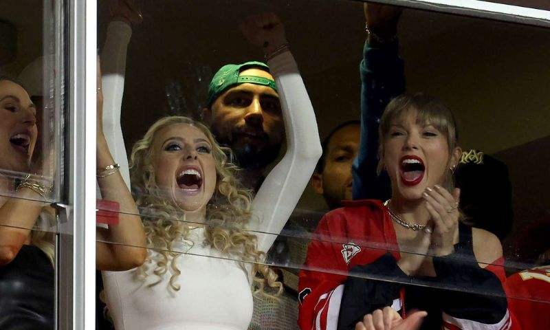Brittany Mahomes, Taylor Swift, Friendship, Camaraderie, Travis Kelce, Grammy, Artist,