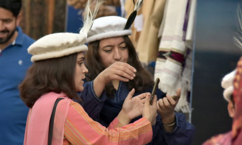 Visitors, Lok Mela, Gilgit-Baltistan, Lok Virsa Islamabad, handicrafts, gem stones, show pieces, foods, Tourism, culture