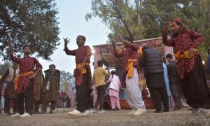 Visitors, Lok Mela, Sindh, Lok Virsa Islamabad, handicrafts, gemstones, show pieces, foods, Tourism, culture