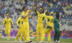 South Africa 44/4 Against Australia as Rains Halts Semi-Final Game