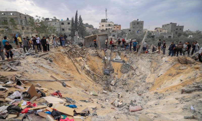 War on Gaza, Major Hospitals, Israeli Bombing, Israeli airstrikes, Al-Quds, Al Shifa hospitals