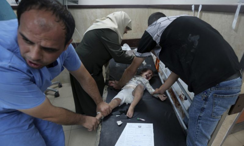 War on Gaza, Major Hospitals, Israeli Bombing, Israeli airstrikes, Al-Quds, Al Shifa hospitals