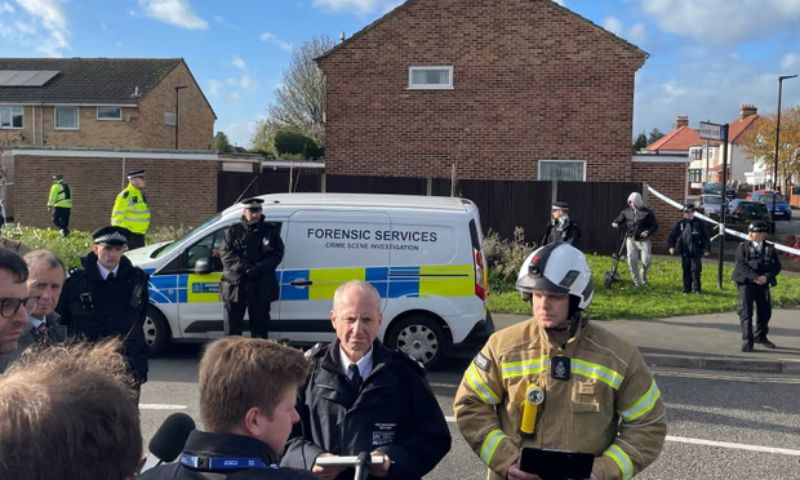London, House Fire, Diwali, Fire, Emergency, Police, Investigations, Fireworks, Heathrow Airport