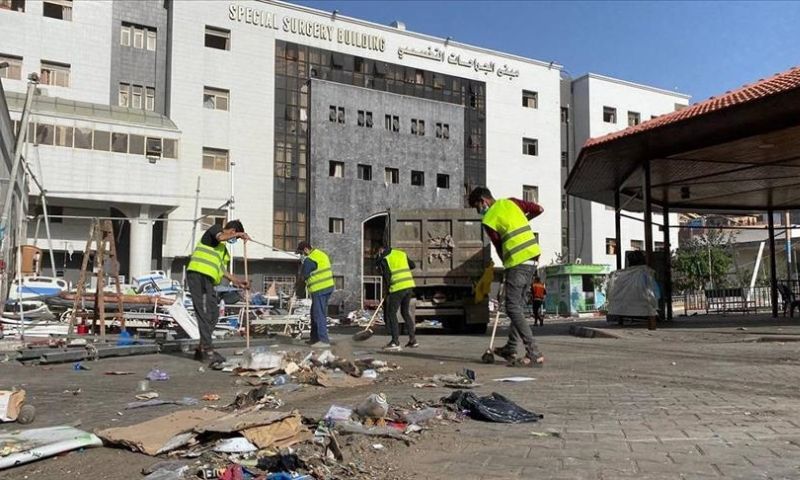 Palestinians, Young, Cleanup, Campaign, Al-Shifa, Medical Complex, Gaza, Gaza City, Israeli, Volunteer, Kidney Dialysis, Healthcare,
