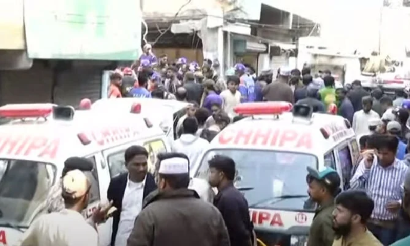 Building Collapses After ‘Cylinder Blast’ in Karachi’s Machar Colony