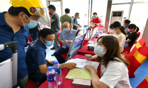 China's Employment Situation Improves Further