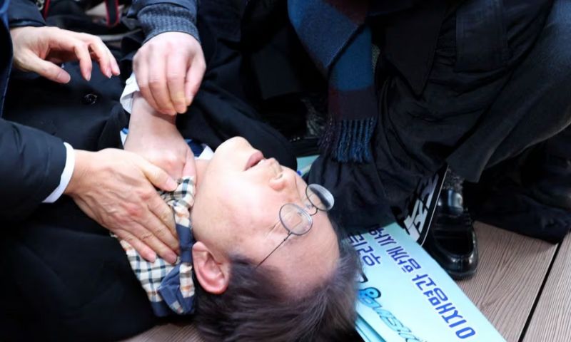 South Korea, Opposition, unidentified assailant, Democratic Party