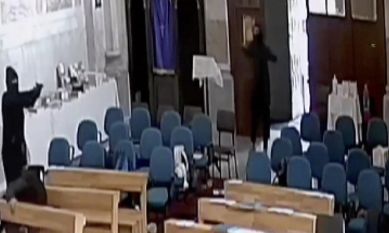 Gunmen Attack Church in Istanbul, Killing One; ISIS Claims Responsibility