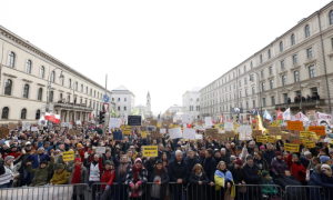 Massive Protests Sweep Germany Against Far-Right AfD Following Deportation Plans