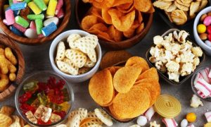 Dietician, Snacks, Weight Loss, Brazil, Pecan, Walnut, Nuts, Healthy Fats, Cherries, Dates, Nutritious, Dried Fruits, Yoghurt, Blood Sugar, Bananas, Chips, Cheese,