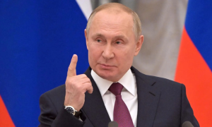 Putin Rejects US Accusations, Opposes Putting Nuclear Weapons in Space