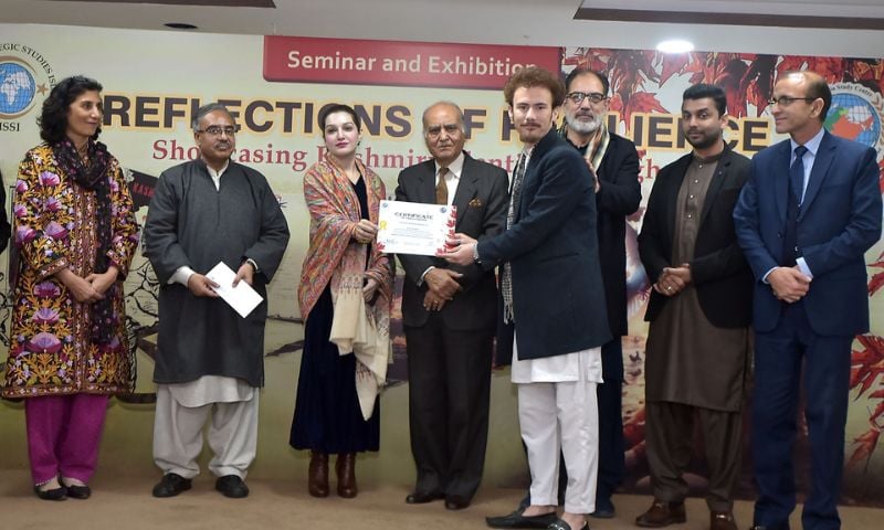 Seminar, Exhibition, health, Kashmir, India, art, life, political and diplomatic, students, Mushaal Mullick,

