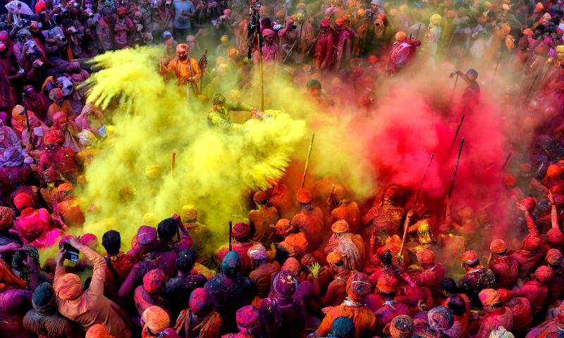 Hindu Community Celebrates Holi In Twin Cities