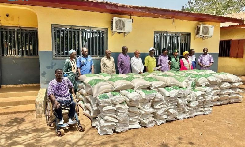 KSrelief, Food, Guinea, Etaam, humanitarian, Crown Prince, Custodian of the Two Holy Mosques, Red Cross, Saudi Arabia