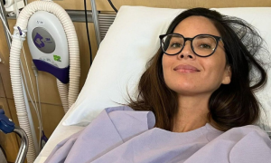 US Actor Olivia Munn Reveals Breast Cancer Diagnosis