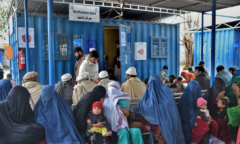 Afghans, Ramazan, Khyber Pakhtunkhwa, Torkham, immigrants, Pakistan, Border